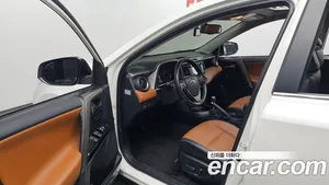 Toyota RAV4, 2017 — миниатюра 12