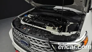 Ford Explorer, 2020 — миниатюра 5
