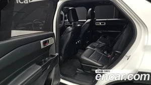 Ford Explorer, 2020 — миниатюра 17