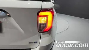 Ford Explorer, 2020 — миниатюра 8