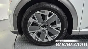 Genesis GV60, 2022 — миниатюра 5