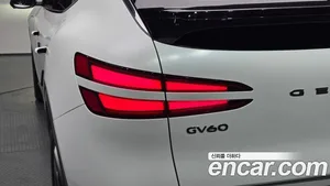 Genesis GV60, 2022 — миниатюра 9