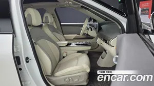 Genesis GV60, 2022 — миниатюра 16