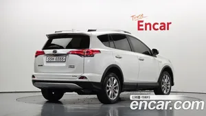 Toyota RAV4, 2016 — миниатюра 1
