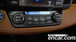 Toyota RAV4, 2016 — миниатюра 23