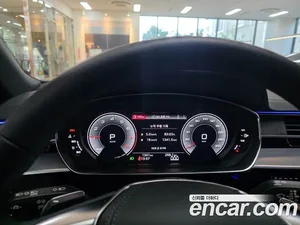Audi A8, 2022 — миниатюра 9