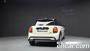 Mini Cooper, 2022 — миниатюра 4