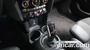 Mini Cooper, 2022 — миниатюра 12
