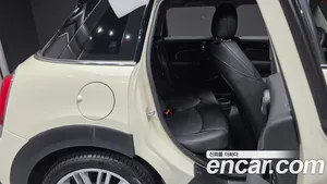 Mini Cooper, 2022 — миниатюра 17