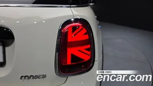 Mini Cooper, 2022 — миниатюра 9