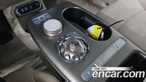 Genesis GV60, 2022 — миниатюра 12
