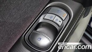 Genesis GV60, 2022 — миниатюра 29