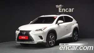 Lexus NX, 2017 — миниатюра 1