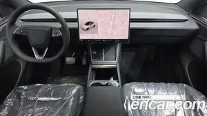 Tesla Model Y, 2026 — миниатюра 9