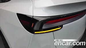 Tesla Model Y, 2026 — миниатюра 8