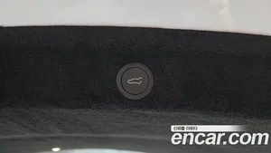 Tesla Model Y, 2026 — миниатюра 32