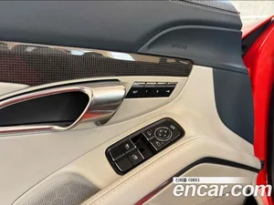 Porsche 718, 2018 — миниатюра 11