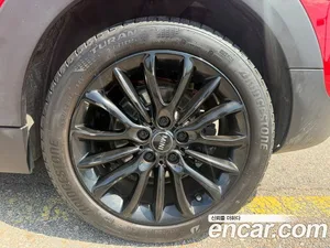 Mini Clubman, 2023 — миниатюра 5