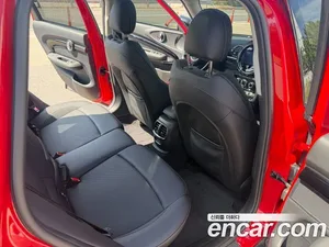 Mini Clubman, 2023 — миниатюра 12