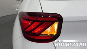 Hyundai Venue, 2023 — миниатюра 9