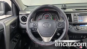 Toyota RAV4, 2015 — миниатюра 13