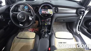 Mini Cooper, 2023 — миниатюра 9