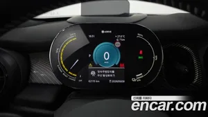 Mini Cooper, 2023 — миниатюра 10