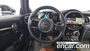Mini Cooper, 2023 — миниатюра 17