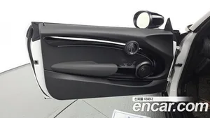 Mini Cooper, 2023 — миниатюра 14