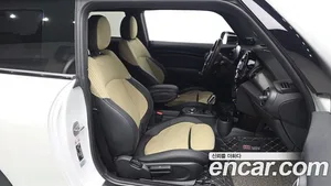 Mini Cooper, 2023 — миниатюра 15