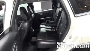 Jeep Cherokee, 2018 — миниатюра 18