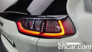 Jeep Cherokee, 2018 — миниатюра 9