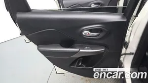 Jeep Cherokee, 2018 — миниатюра 15