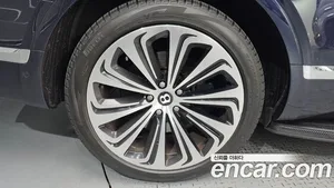 Bentley Bentayga, 2017 — миниатюра 5