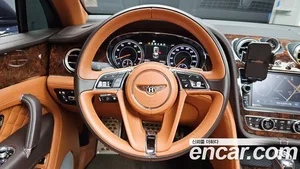 Bentley Bentayga, 2017 — миниатюра 12
