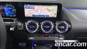 Mercedes-Benz EQA, 2025 — миниатюра 18