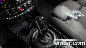 Mini Clubman, 2024 — миниатюра 12