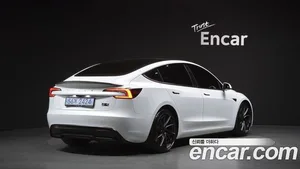 Tesla Model 3, 2024 — миниатюра 1