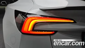 Tesla Model 3, 2024 — миниатюра 8
