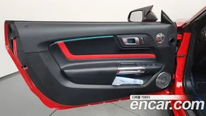 Ford Mustang, 2022 — миниатюра 14