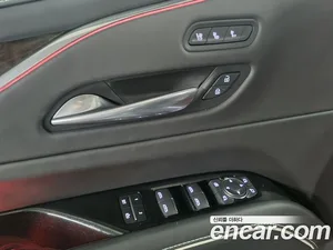 Cadillac Escalade, 2021 — миниатюра 11