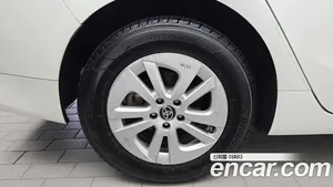 Toyota Prius, 2018 — миниатюра 5