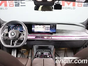 BMW 7-Series, 2023 — миниатюра 8