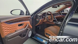 Bentley Flying Spur, 2023 — миниатюра 13