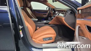 Bentley Flying Spur, 2023 — миниатюра 17