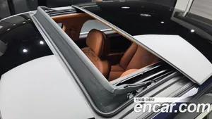 Bentley Flying Spur, 2023 — миниатюра 25