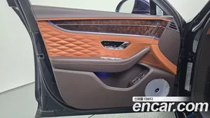 Bentley Flying Spur, 2023 — миниатюра 14