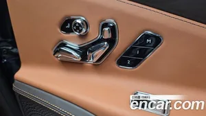 Bentley Flying Spur, 2023 — миниатюра 28