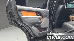 Land Rover Range Rover, 2018 — миниатюра 15
