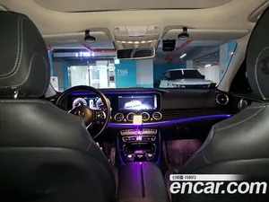 Mercedes-Benz E-Class, 2019 — миниатюра 7